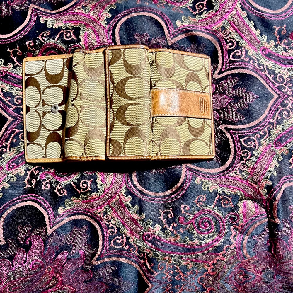 Coach Purse and wallet - Picture 3 of 4